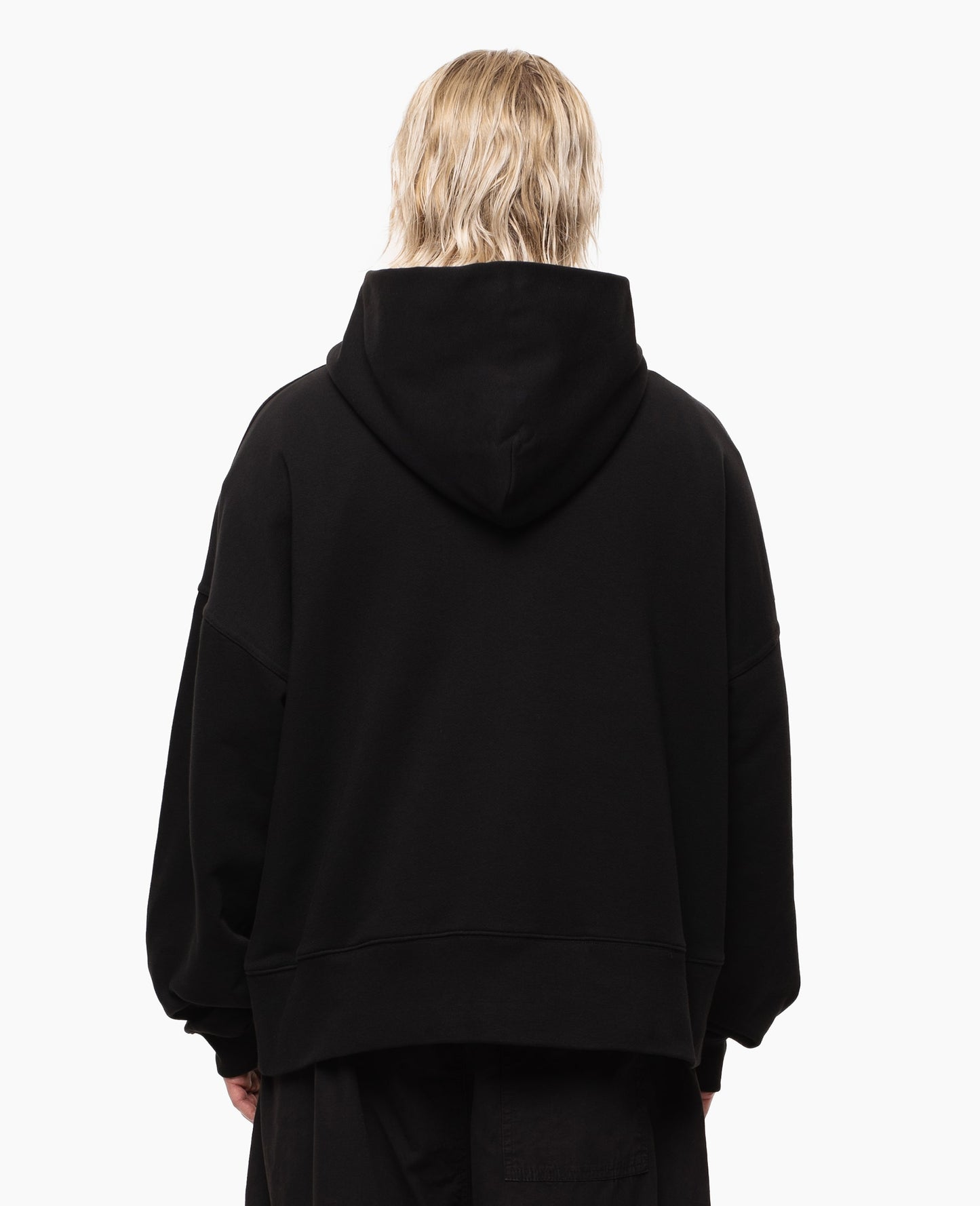 re signed hoodie - black